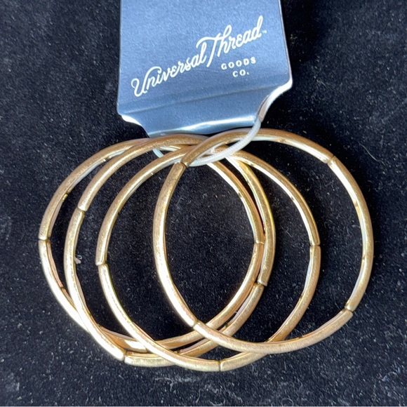 Universal Thread | Jewelry | Universal Thread Gold Bangle Set | Poshmark